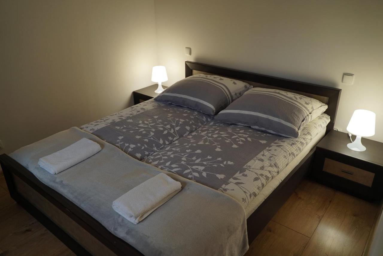Apartament Naleczow Dom Pod Orzechami Екстериор снимка