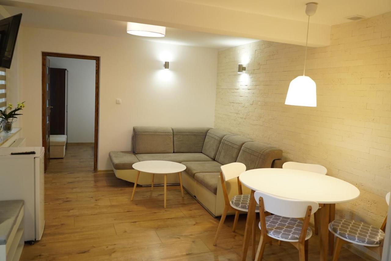 Apartament Naleczow Dom Pod Orzechami Екстериор снимка