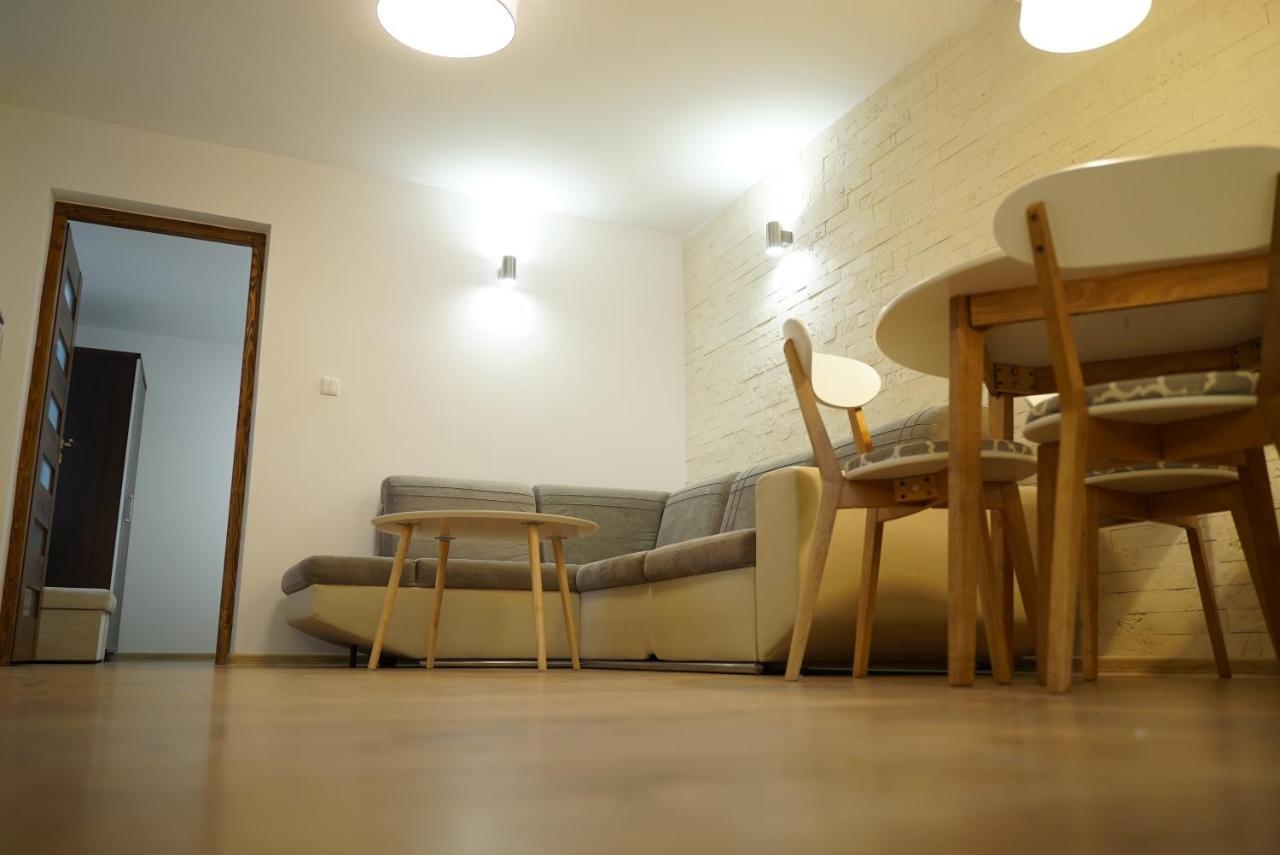 Apartament Naleczow Dom Pod Orzechami Екстериор снимка