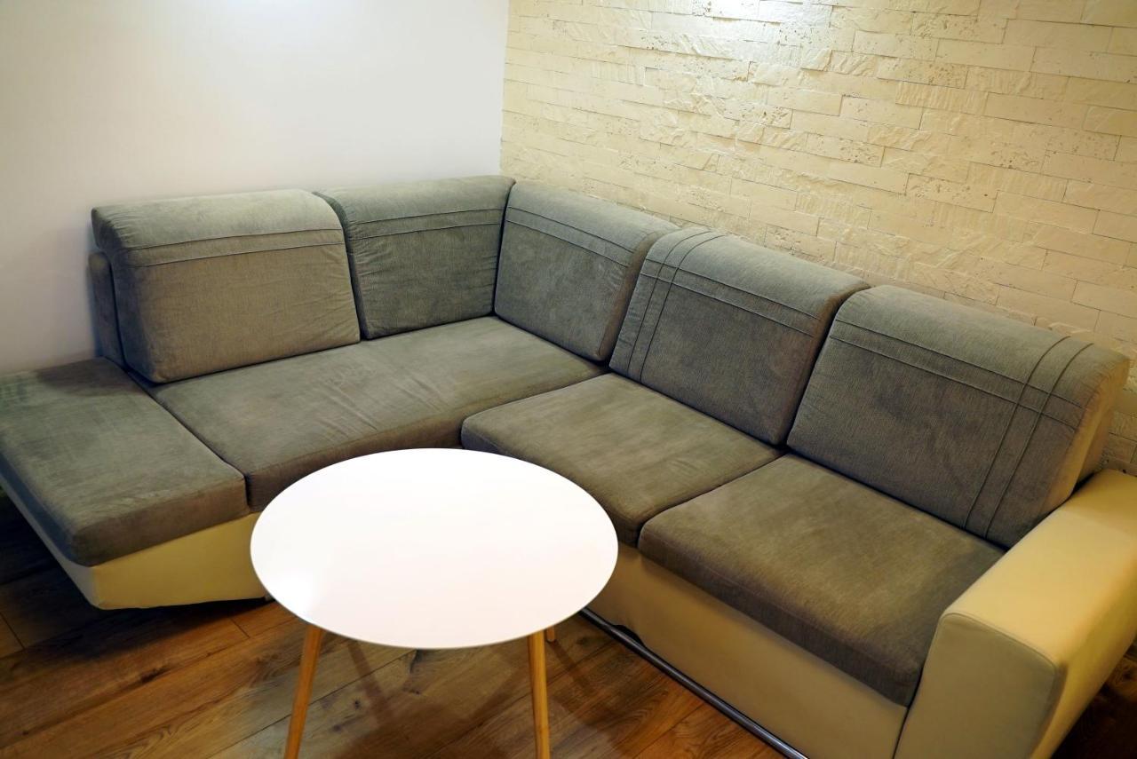 Apartament Naleczow Dom Pod Orzechami Екстериор снимка