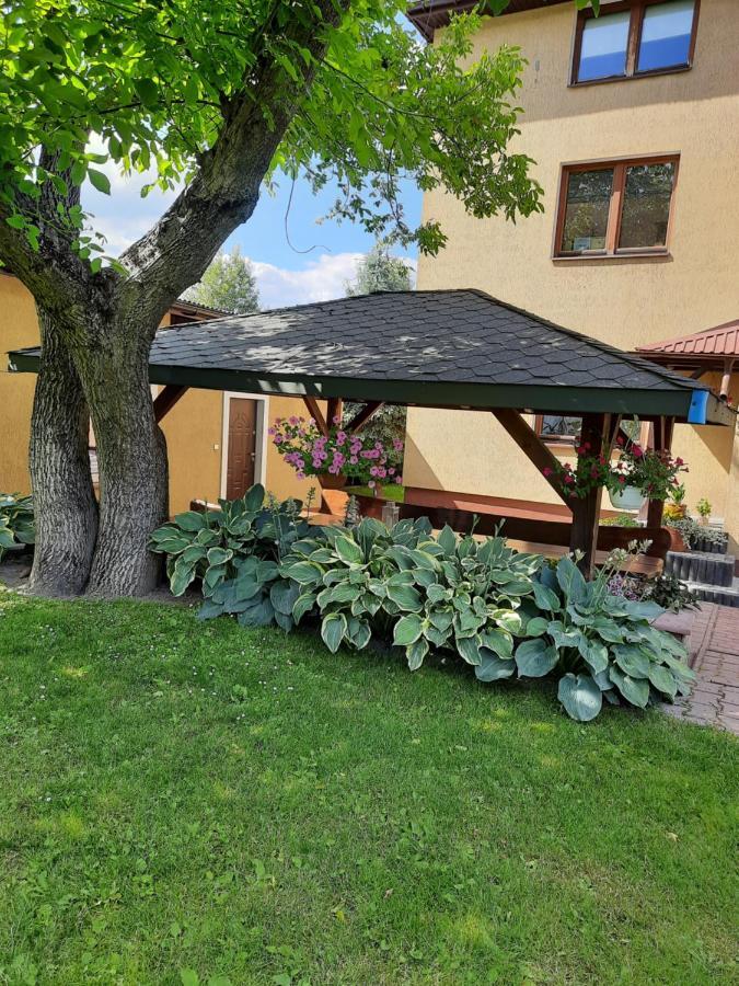 Apartament Naleczow Dom Pod Orzechami Екстериор снимка